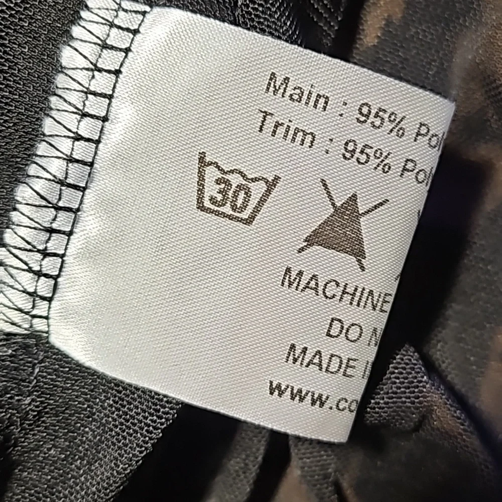 Collectif Spooky Mesh Dress - Picture 5 of 12